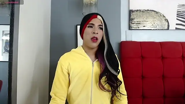 Snapshot of _Natassia_Dreams chatting on 01.18.25 Natassia Dreams online show from 01.18.25