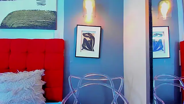 Snapshot of _Natassia_Dreams chatting on 03.16.25 Natassia Dreams online show from 03.16.25