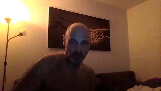 Avamereandmikel online show from 02.15.25