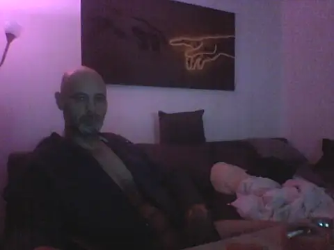 Avamereandmikel online show from 10.29.25