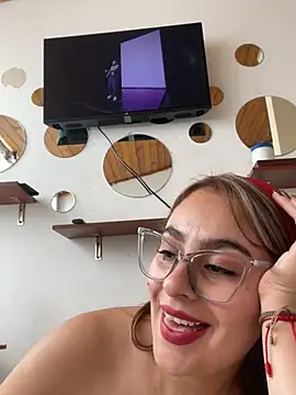 Gabriela-Parker  online show from 02.09.25