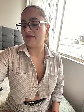 Gabriela-Parker  online show from 03.11.25