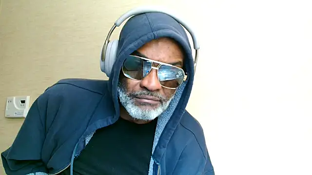 sinnernoir online show from 03.03.26