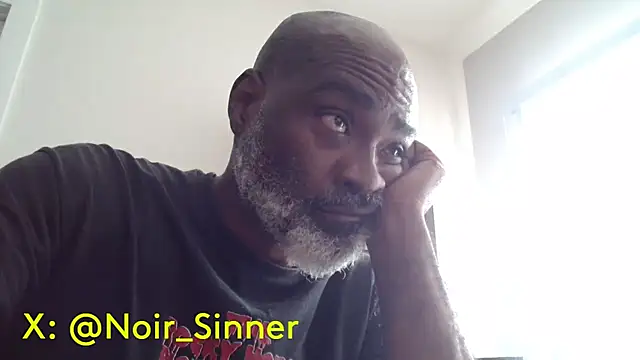 Snapshot of sinnernoir chatting on 07.13.26 sinnernoir online show from 07.13.26
