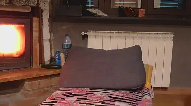 Snapshot of Emily_andre chatting on 03.19.25 Emily andre online show from 03.19.25