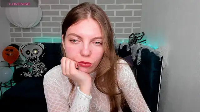 marie reyes  online show from 10.21.25