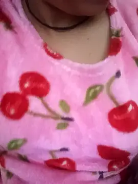 Snapshot of cute-neha70 chatting on 01.26.25 cute-neha70 online show from 01.26.25