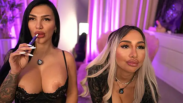 Snapshot of GoldenAmber chatting on 02.27.26 GoldenAmber online show from 02.27.26