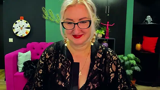 ChristyBrooks online show from 03.10.25