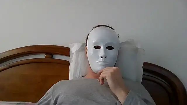 Snapshot of ItalStall chatting on 03.04.25 ItalStall online show from 03.04.25