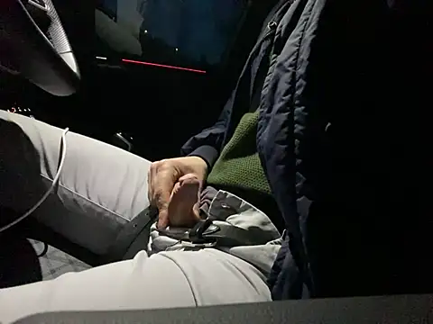 Snapshot of ItalStall chatting on 03.20.25 ItalStall online show from 03.20.25