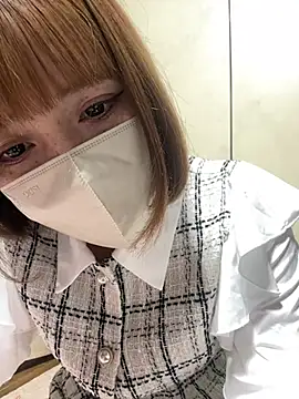 Snapshot of 2000NANA20 chatting on 12.11.24 2000NANA20 online show from 12.11.24