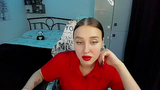 LinaTruly online show from 11.20.25