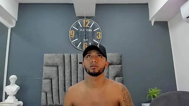 Robin Rief online show from 04.04.26