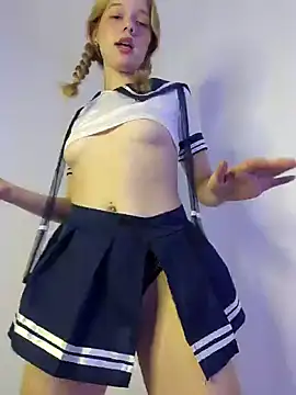 NicoleCut online show from 01.12.25