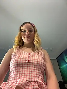 NicoleCut online show from 10.10.25