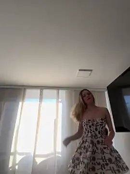 NicoleCut online show from 10.29.25