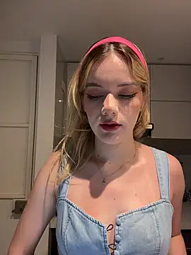 NicoleCut online show from 03.11.26