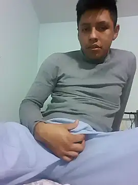 Snapshot of elias5031 chatting on 12.28.24 elias5031 online show from 12.28.24