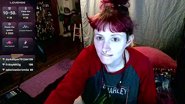 Snapshot of _hellostormy_ chatting on 02.24.25 hellostormy online show from 02.24.25