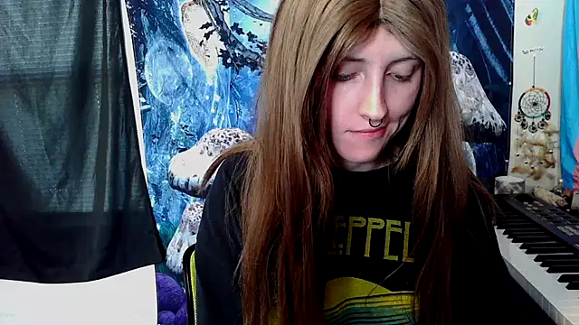 Snapshot of _hellostormy_ chatting on 01.11.26 hellostormy online show from 01.11.26