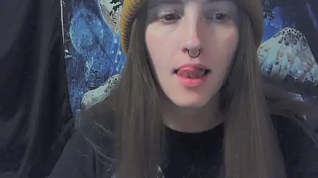 Snapshot of _hellostormy_ chatting on 02.16.26 hellostormy online show from 02.16.26