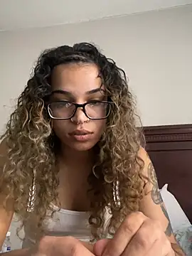 1prettygem online show from 12.20.24