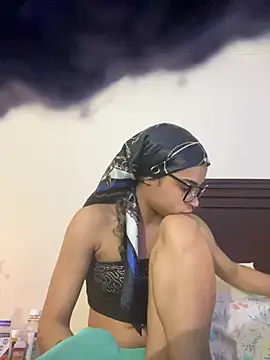 1prettygem online show from 01.14.25