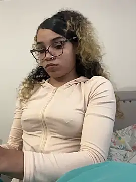 1prettygem online show from 03.19.25