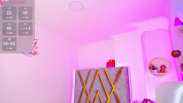 Aurora Brownn online show from 03.06.25