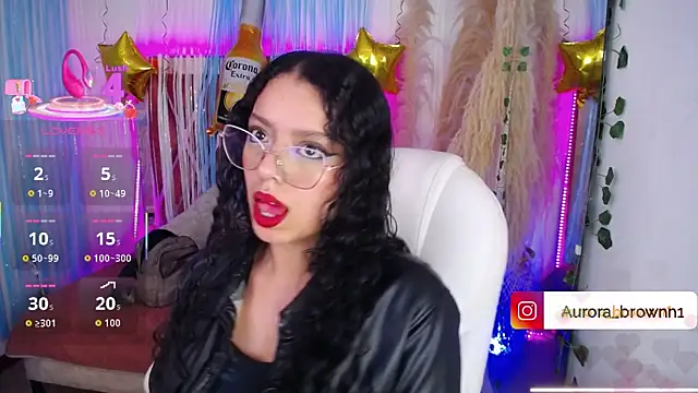 Aurora Brownn online show from 09.26.25