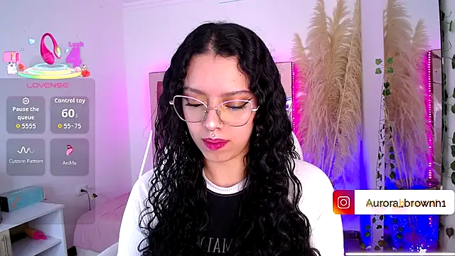 Aurora Brownn online show from 10.21.25