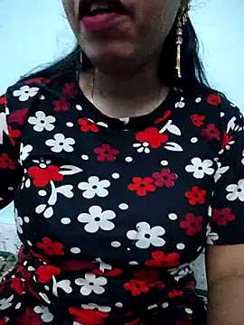 Snapshot of Haniya-143 chatting on 11.15.25 Haniya-143 online show from 11.15.25