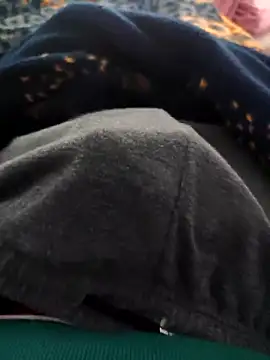 Snapshot of ariel-rick chatting on 11.22.25 ariel-rick online show from 11.22.25