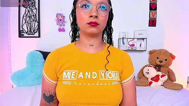Mari Sweett online show from 01.18.25