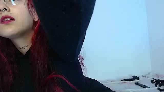 Snapshot of LatinasGoddesses_ chatting on 12.31.24 LatinasGoddesses online show from 12.31.24