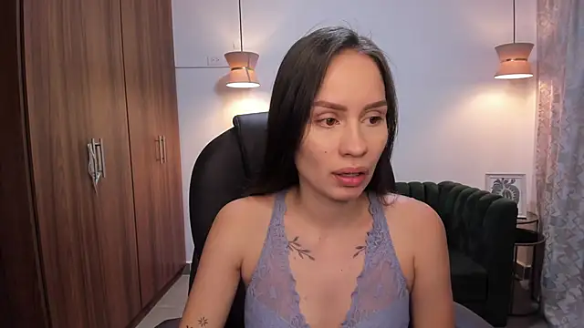 kiim sweett online show from 10.04.25