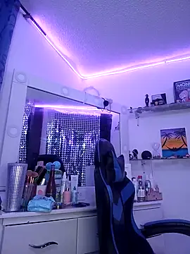 Snapshot of Luna_SofiaXX chatting on 02.08.25 Luna SofiaXX online show from 02.08.25