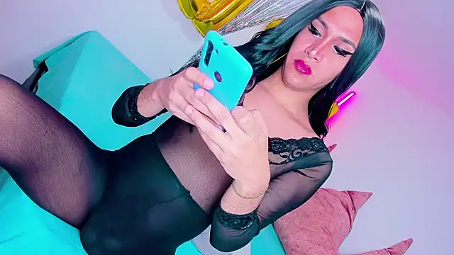 Snapshot of Candace_Queen chatting on 10.03.25 Candace Queen online show from 10.03.25