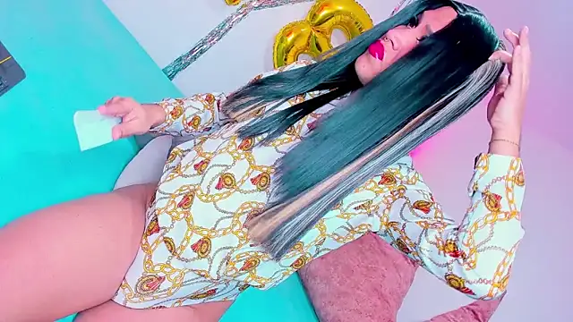 Snapshot of Candace_Queen chatting on 10.06.25 Candace Queen online show from 10.06.25