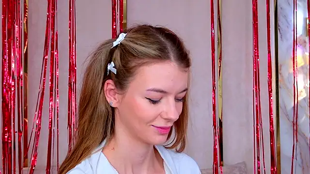 MeganMour online show from 02.11.25