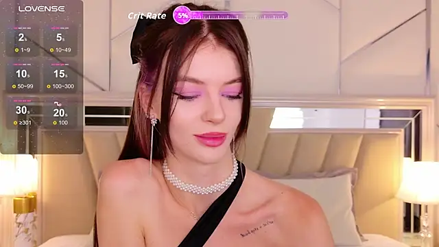 MeganMour online show from 09.10.25