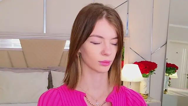 MeganMour online show from 11.25.25