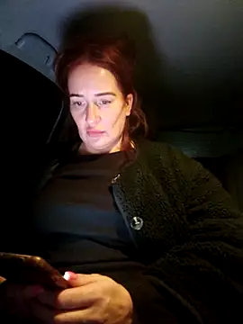 Snapshot of Engel_mia chatting on 03.12.25 Engel mia online show from 03.12.25