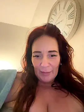 Snapshot of Engel_mia chatting on 10.03.25 Engel mia online show from 10.03.25