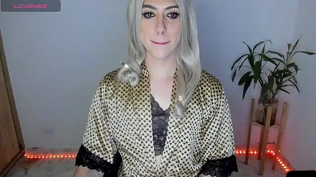 ashley sans2000 online show from 11.30.25