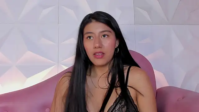 CarlaAlvez online show from 03.15.25