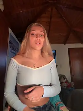 cuteweed420 online show from 11.26.25