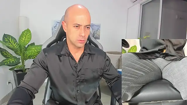 Snapshot of ryan_master_ chatting on 01.07.25 ryan master online show from 01.07.25