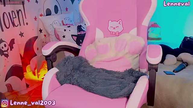 Lenneval1 online show from 10.11.25